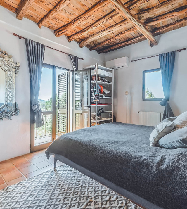 Resa estates for rent long terms 2022 ibiza finca sta gertrudis bedroom .png